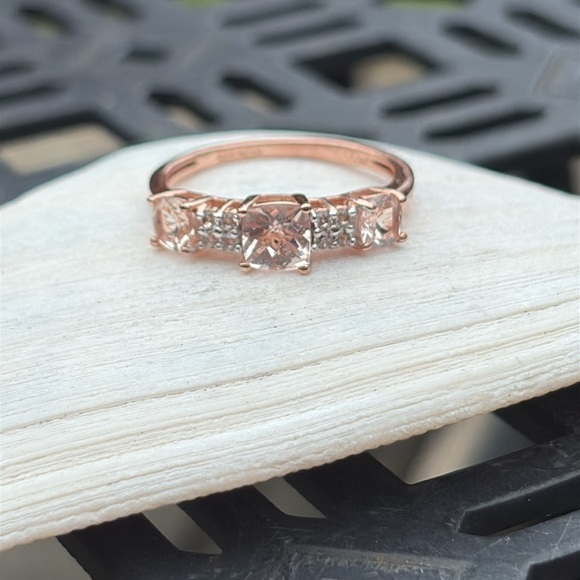 Natural Morganite 1.07 carat Designer 14k Rose Gold over Sterling Size 5 & 8 - Picture 4 of 15